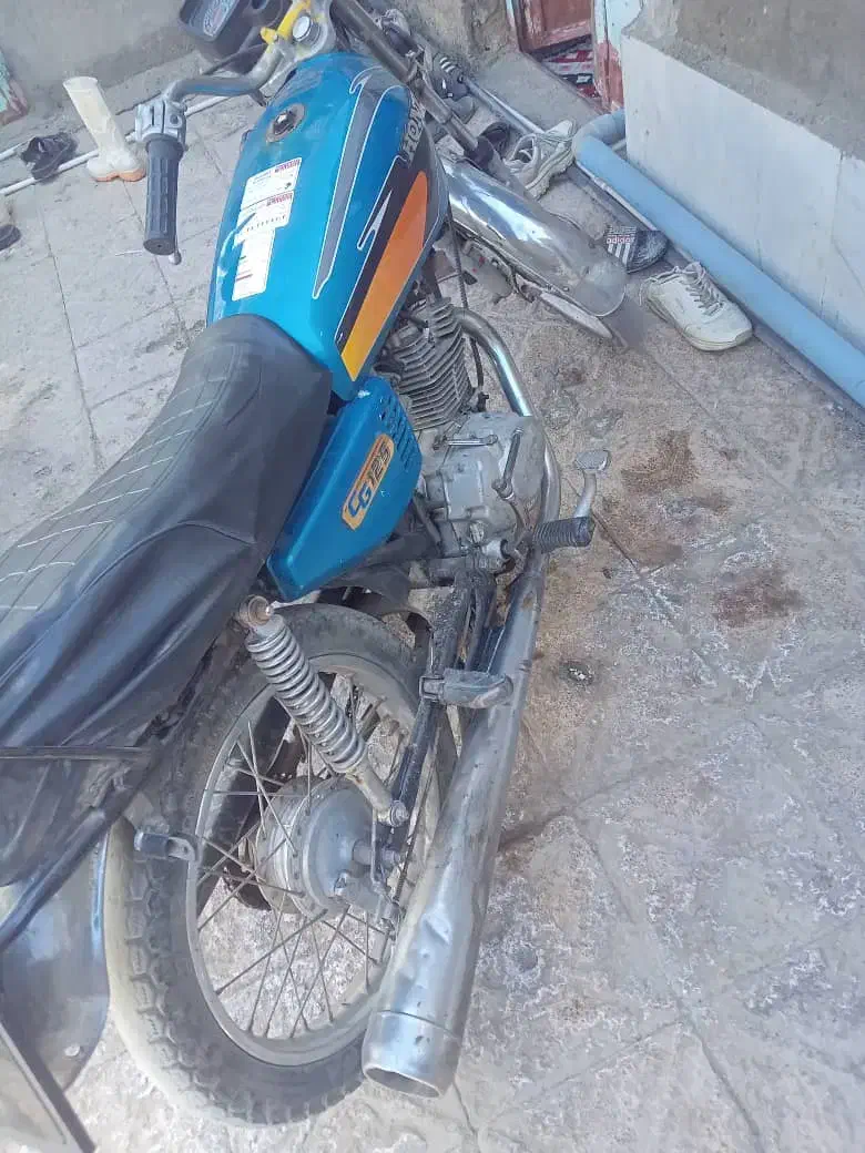 سالم هسته|موتورسیکلت|زاهدان, |دیوار