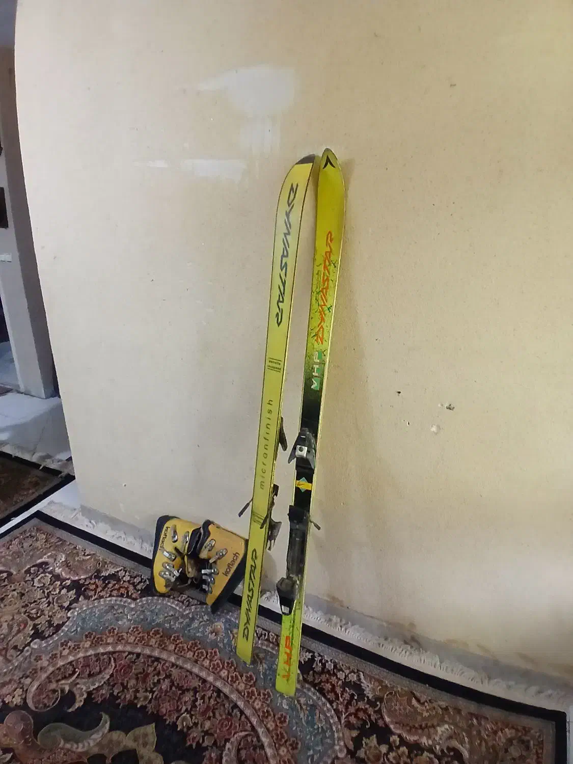 چوب اسکی|ورزش‌های زمستانی|لواسان, |دیوار