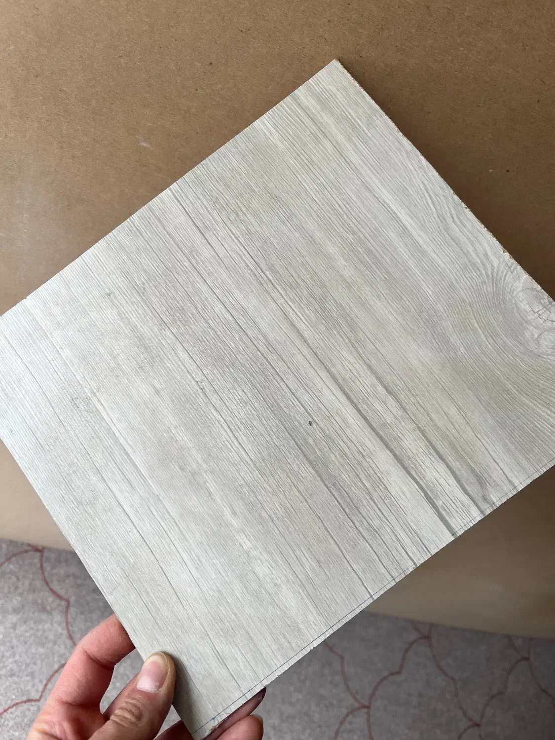 تخته چوب ۳ میل|تخت و سرویس خواب|شاهین‌شهر, مخابرات (شهید بهشتی)|دیوار