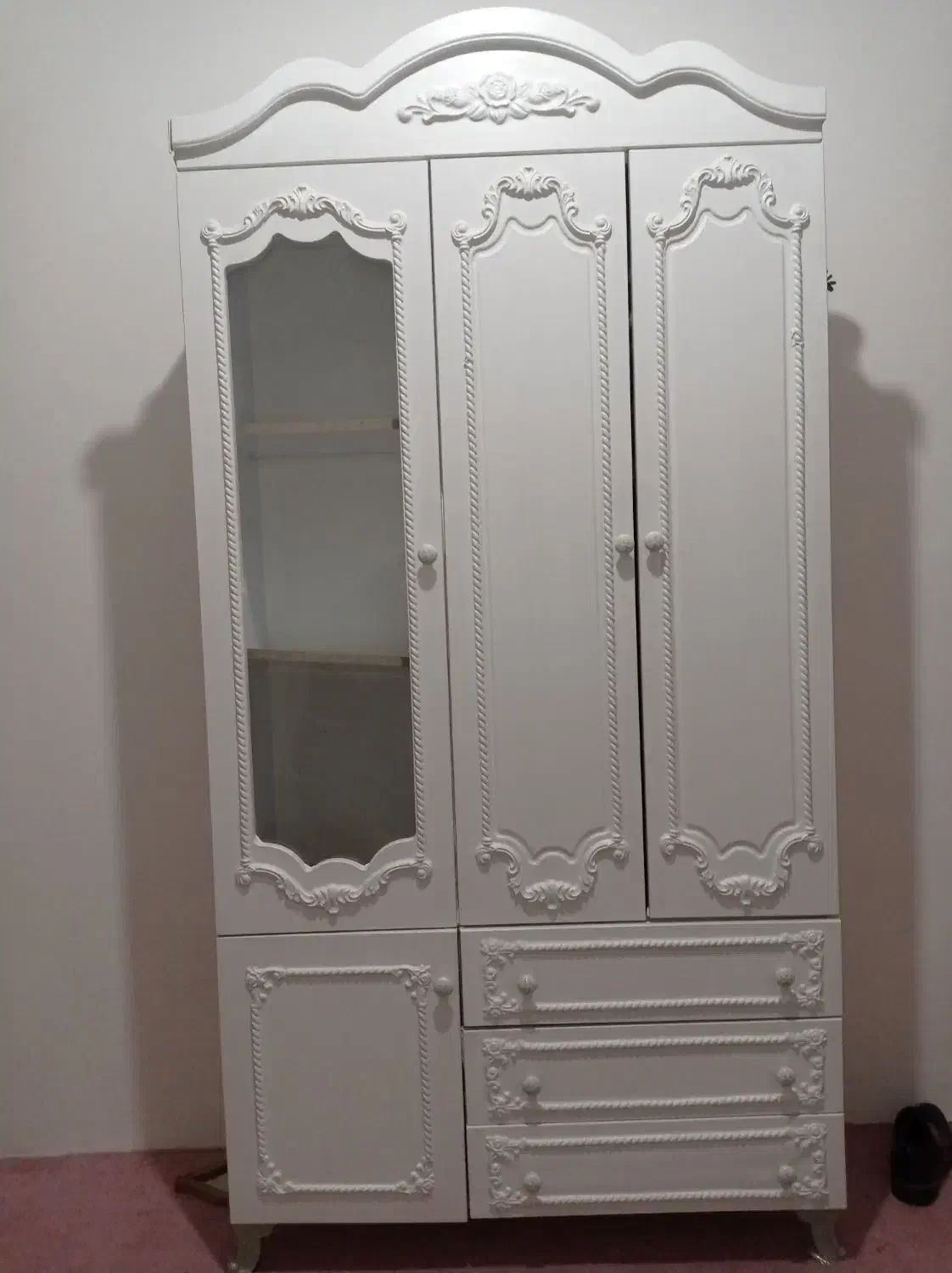 میز تلوزیون به اضافه کمد رایگان|میز تلویزیون|مشهد, سرافرازان|دیوار