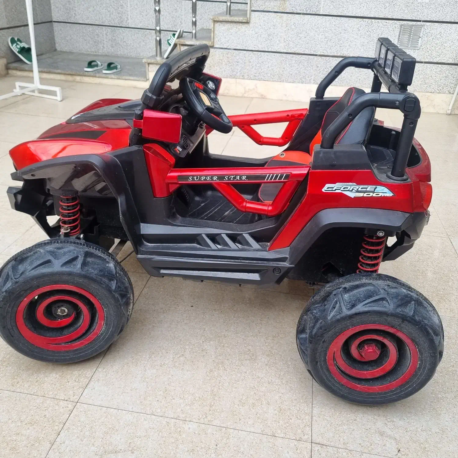 ماشین شارژی شاسی بلند|اسباب‌‌بازی|صومعه‌سرا, |دیوار