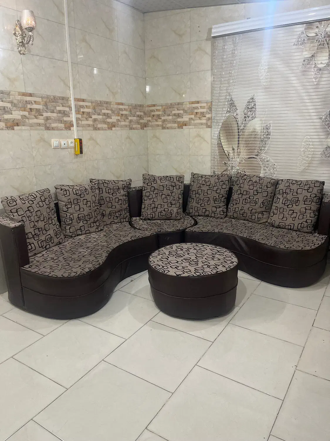 مبل مخصوص‌باغ|مبلمان خانگی و میز عسلی|زنجان, |دیوار