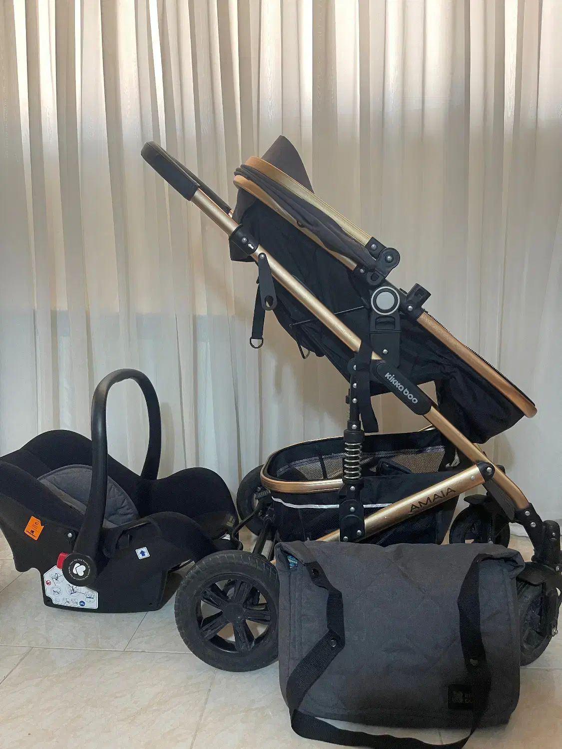 کالسکه خارجی برند کیکابو بلغارستان|کالسکه و لوازم جانبی|صدرا-فارس, فاز ۱|دیوار