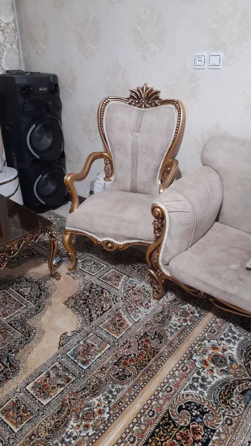 فروش مبل فوری با میز عسلی|مبلمان خانگی و میز عسلی|رباط‌کریم, نصیرشهر|دیوار