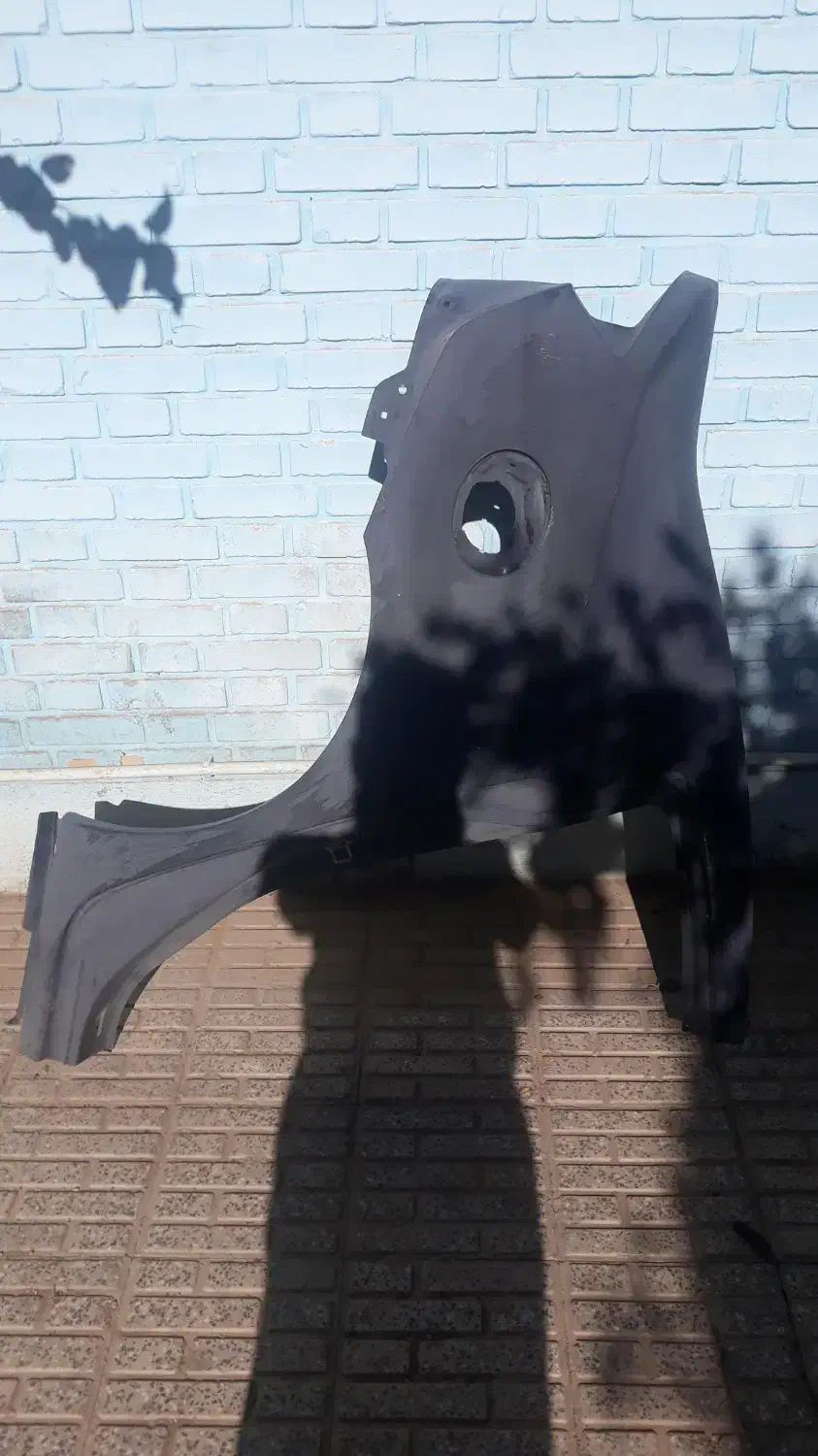 گلگیر سمت راست و چپ مزدا ۳ قدیم|قطعات یدکی و لوازم جانبی|اصفهان, بابوکان جنوبی|دیوار