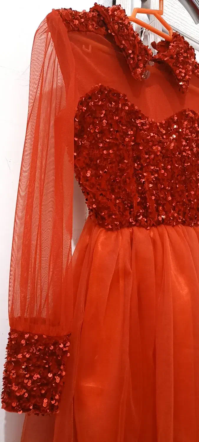 لباس مجلسی قرمز|لباس|قروه, |دیوار