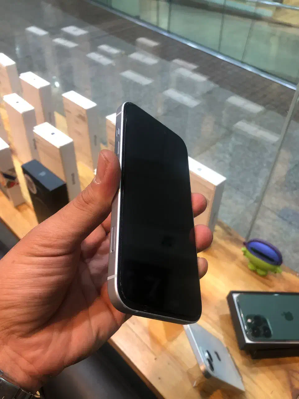 آیفون ۱۵ نرمال|موبایل|تهران, هروی|دیوار