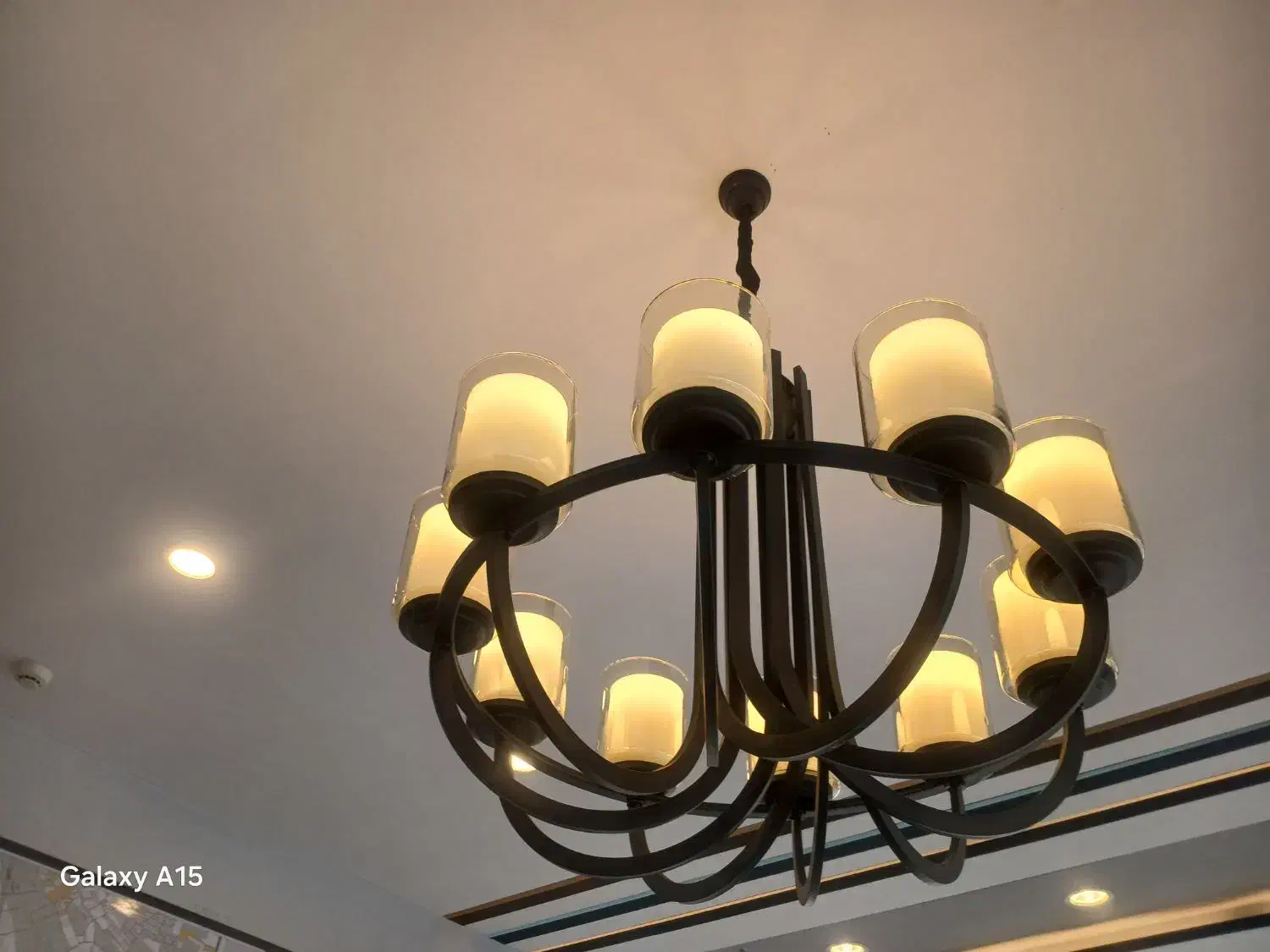 لوستر اسپایدر با لاله خارجی|لوستر و چراغ آویز|مشهد, بهمن|دیوار