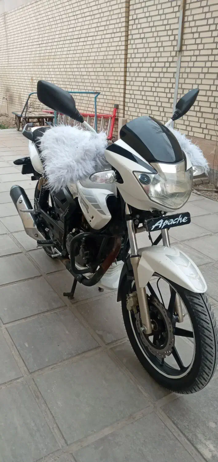 آپاچی|موتورسیکلت|رباط‌کریم, شهرک صنعتی نصیرآباد|دیوار