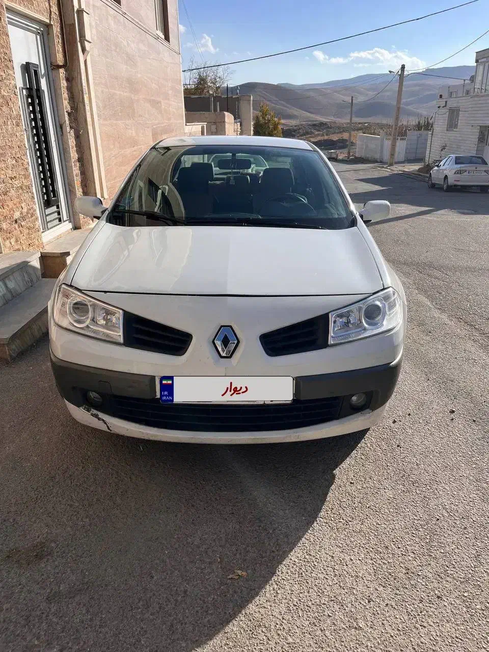 مگان ۱۶۰۰ دنده ای درحد|خودرو سواری و وانت|خمینی‌شهر, |دیوار