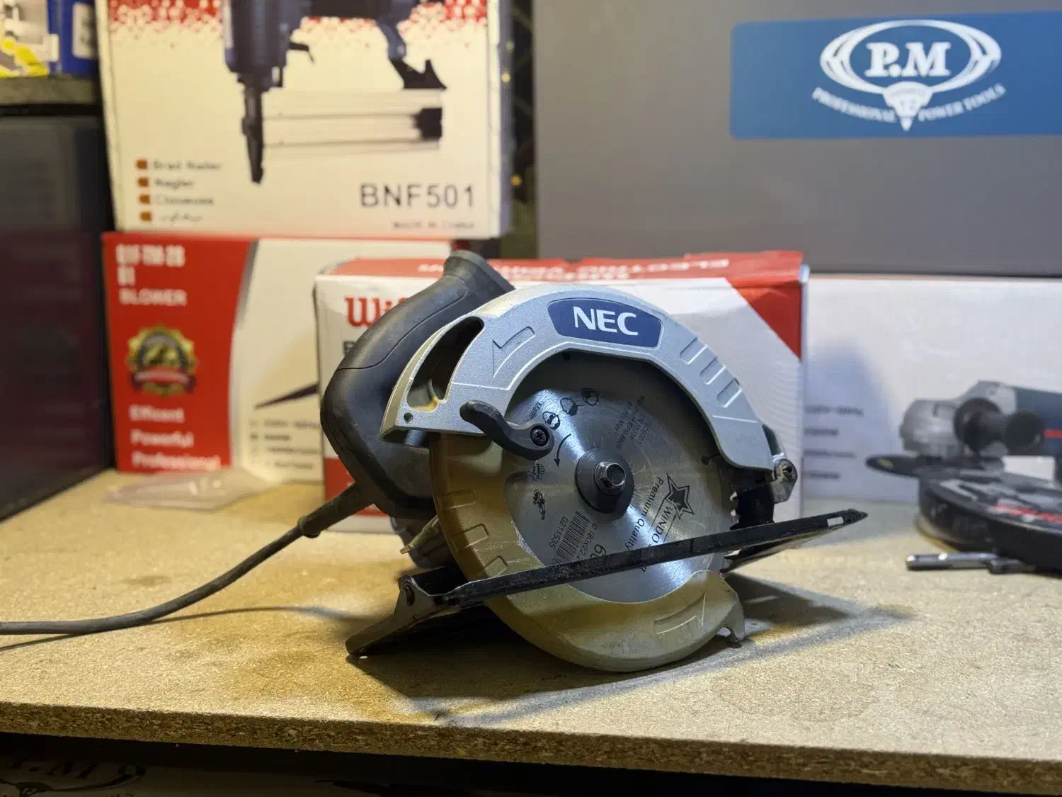 اجاره سنباده برقی اره چکشی و دیسکی تراز لیزری|مصالح و تجهیزات ساختمان|مشهد, شهرک لشکر (شهرک غرب)|دیوار