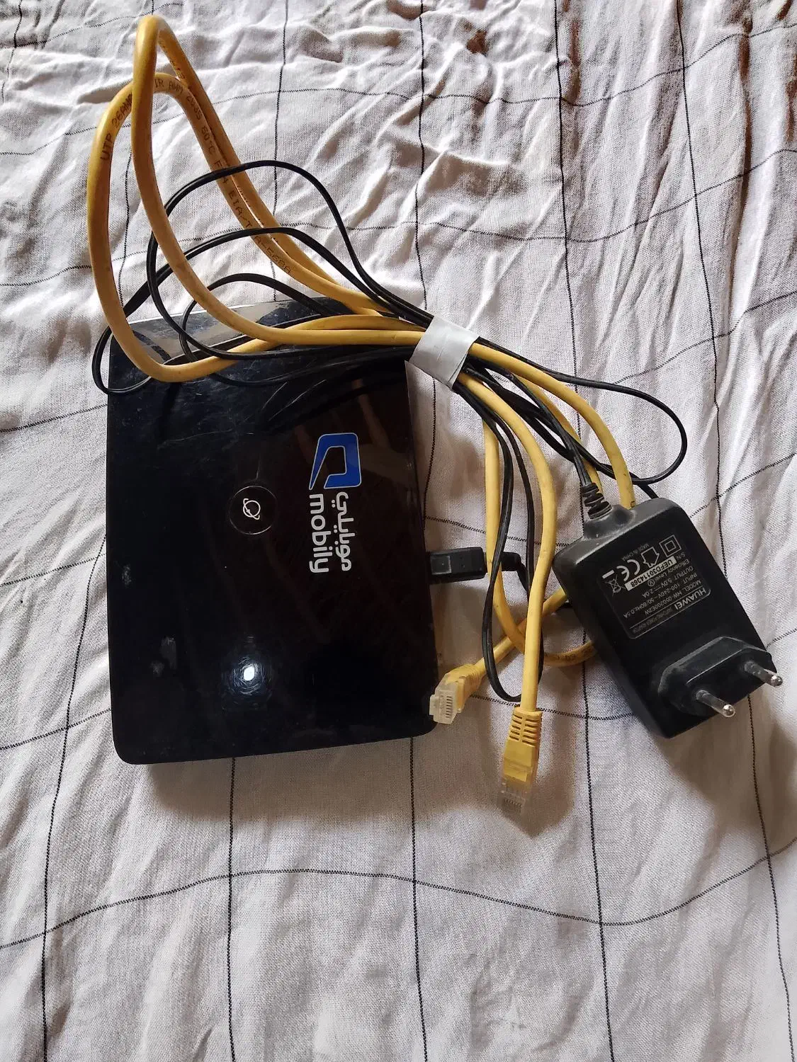 ((وای فا ))در کم کارکرده قیمت عالی2500تومان|مودم و تجهیزات شبکه|سراوان, |دیوار