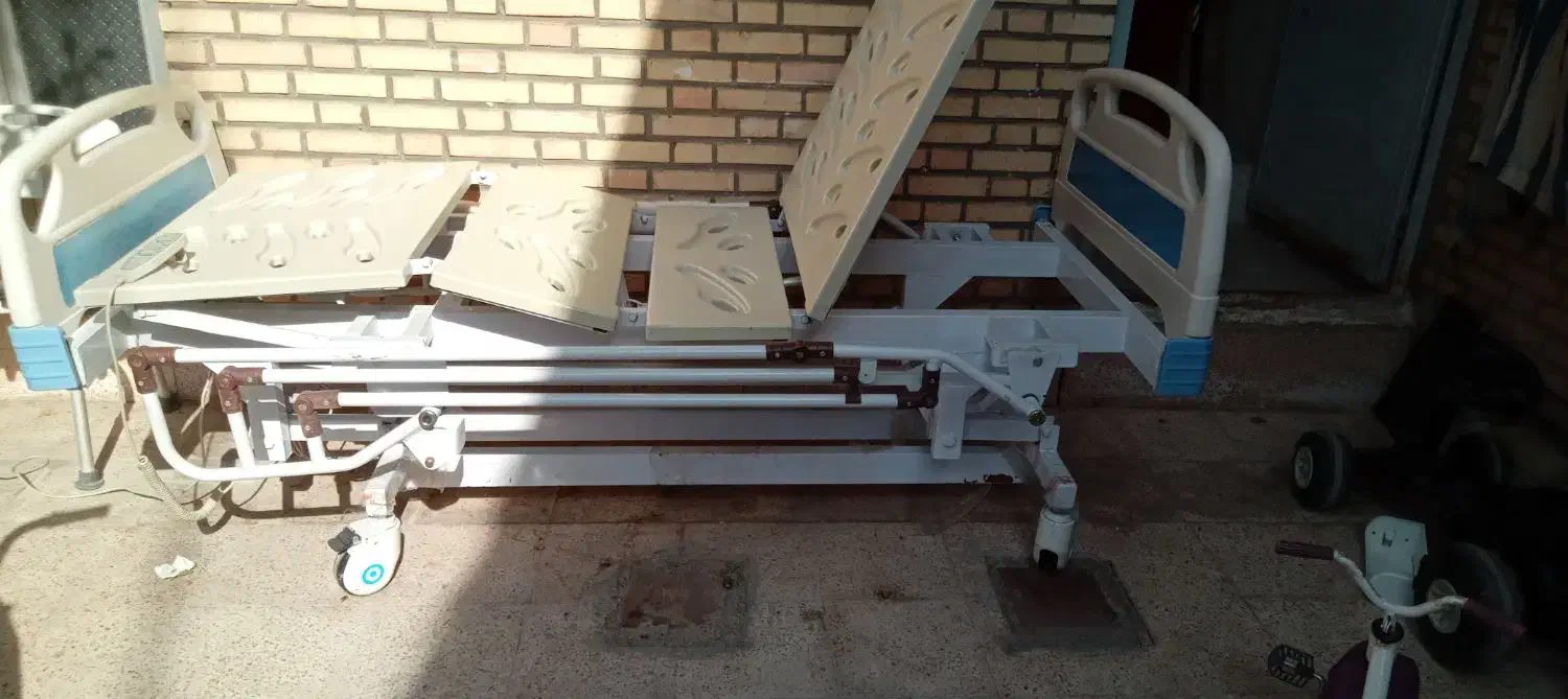 تخت بیمارستانی سه شکن برقی نو|پزشکی|بهبهان, |دیوار