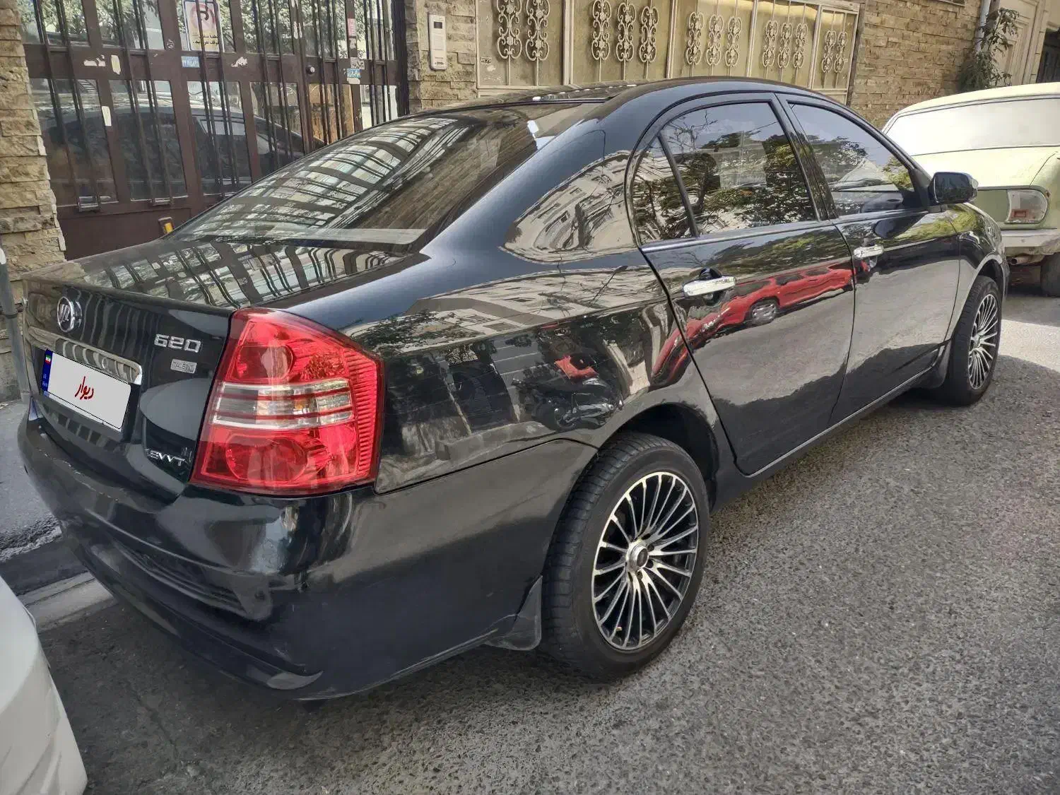 لیفان ۶۲۰|خودرو سواری و وانت|تهران, هروی|دیوار