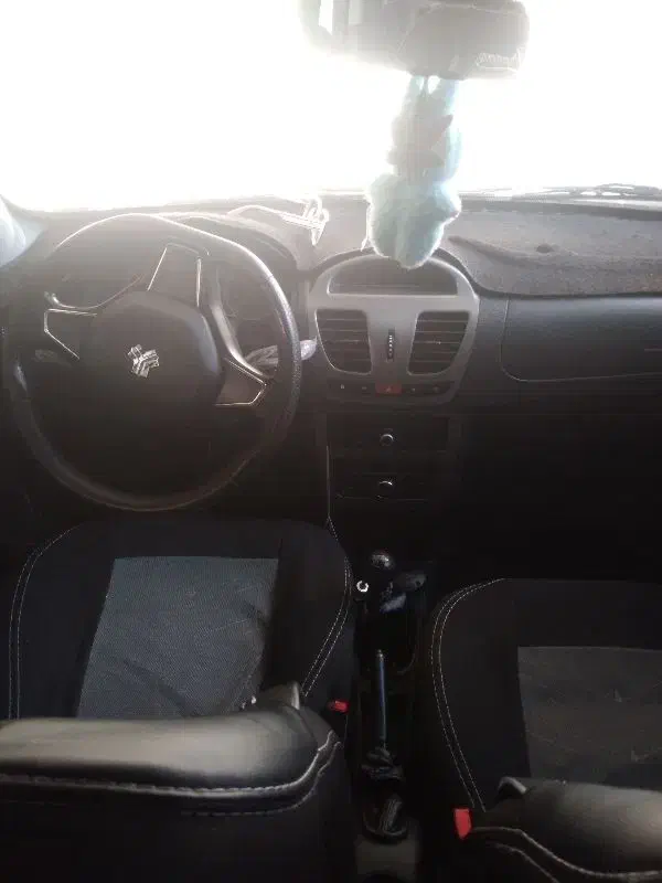 کوئیک ۱۴۰۳ دو رنگ سیاه و سفید|خودرو سواری و وانت|تاکستان, |دیوار