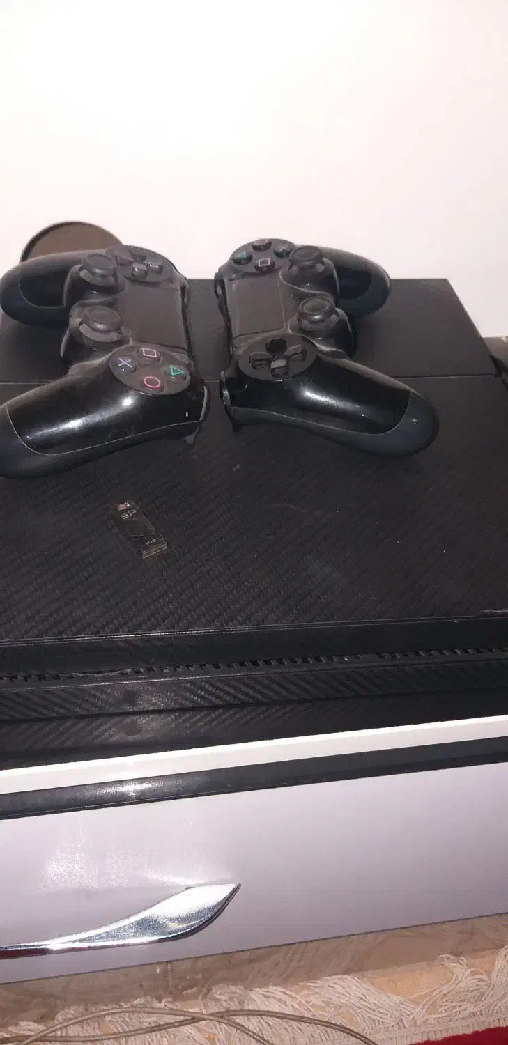 فروش پی اس فور ۵۱۲ گیگ ( فلش کپی خور )|کنسول، بازی ویدئویی و آنلاین|سیرجان, |دیوار