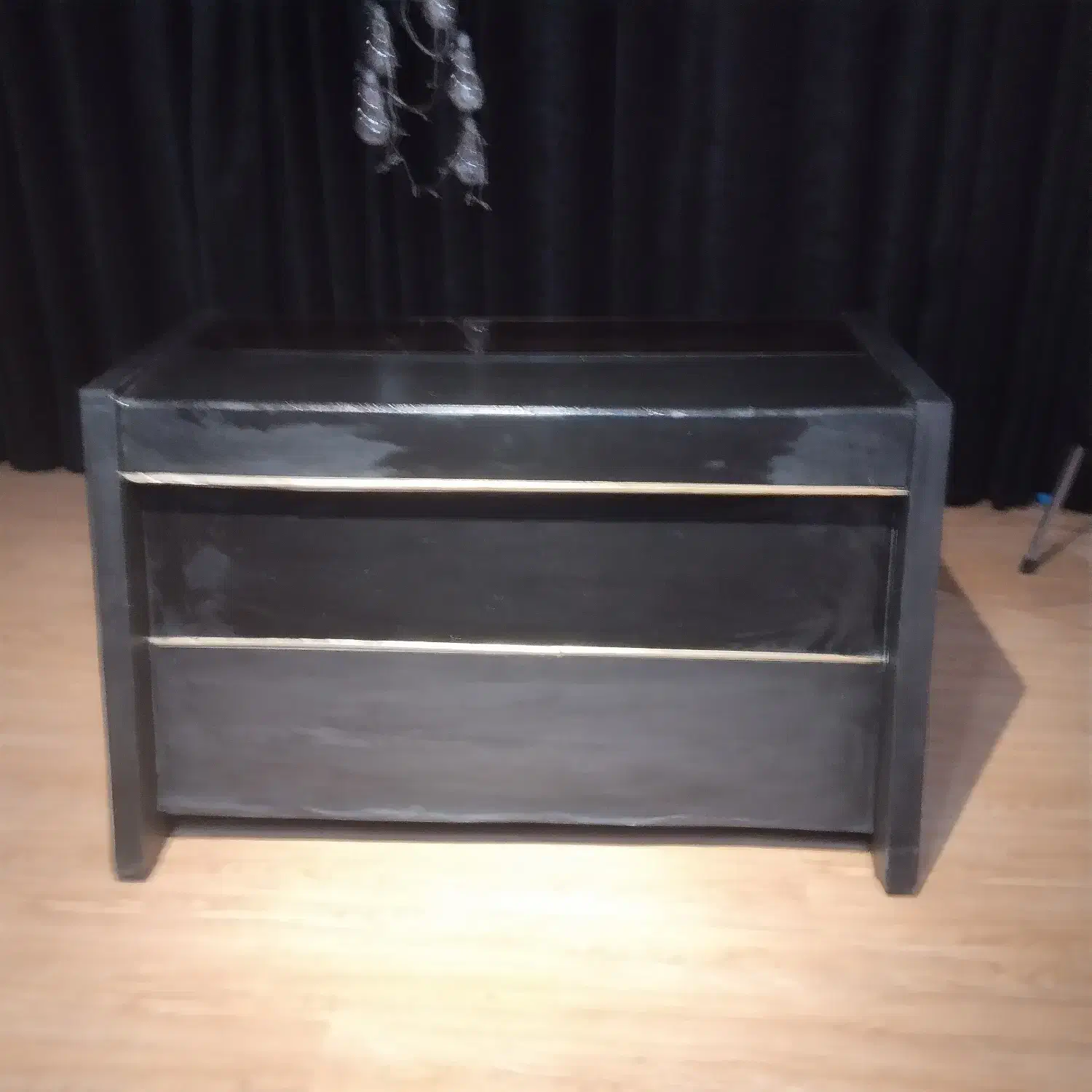 میز اداری|میز تحریر و کامپیوتر|رشت, نظری|دیوار