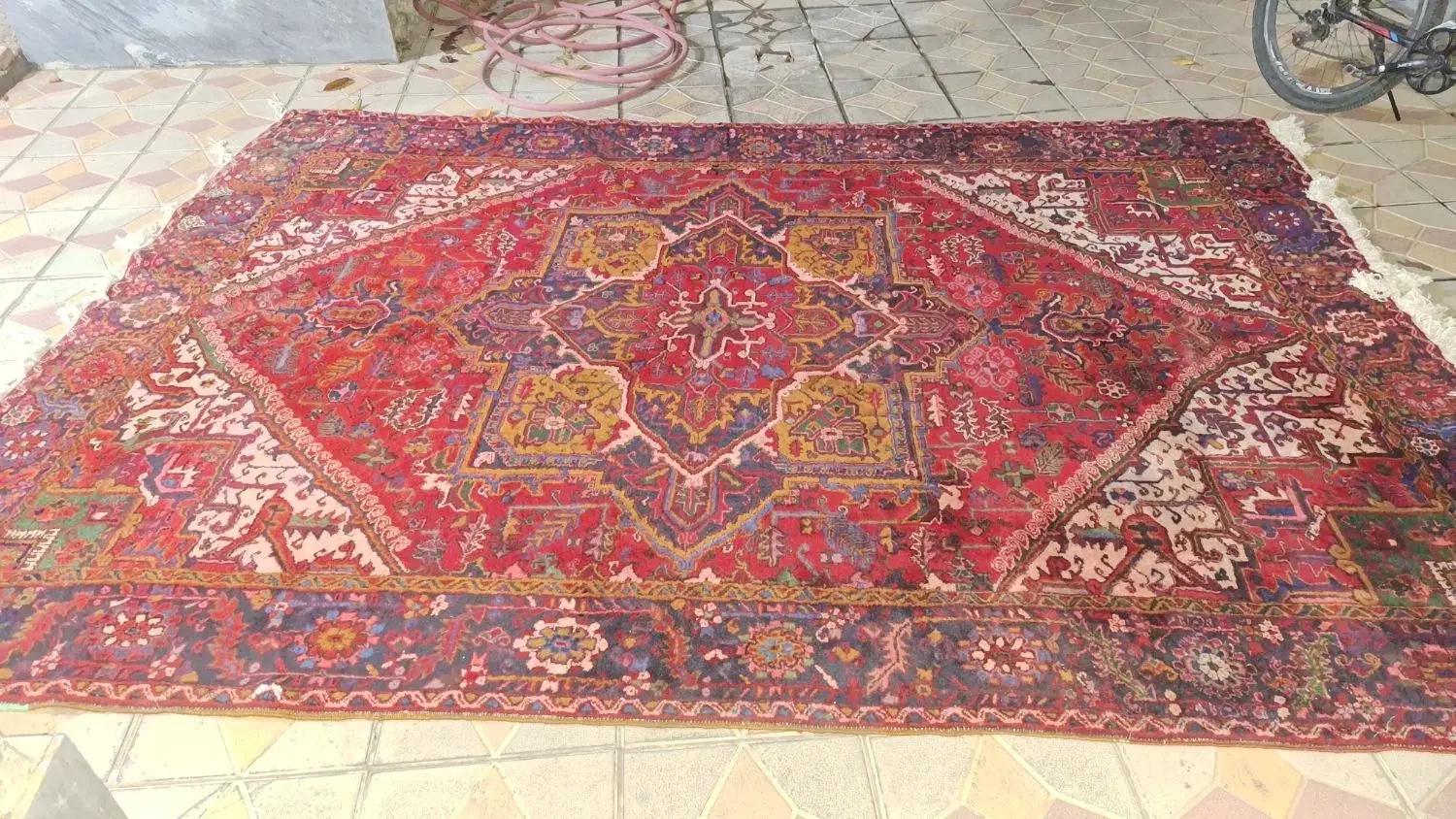 فروش فرش ۹متری هریس|فرش|مشگین شهر, |دیوار