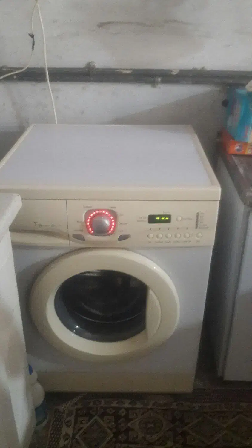 لباسشویی|ماشین لباسشویی و خشک‌کن لباس|اسلام‌‌آباد غرب, |دیوار