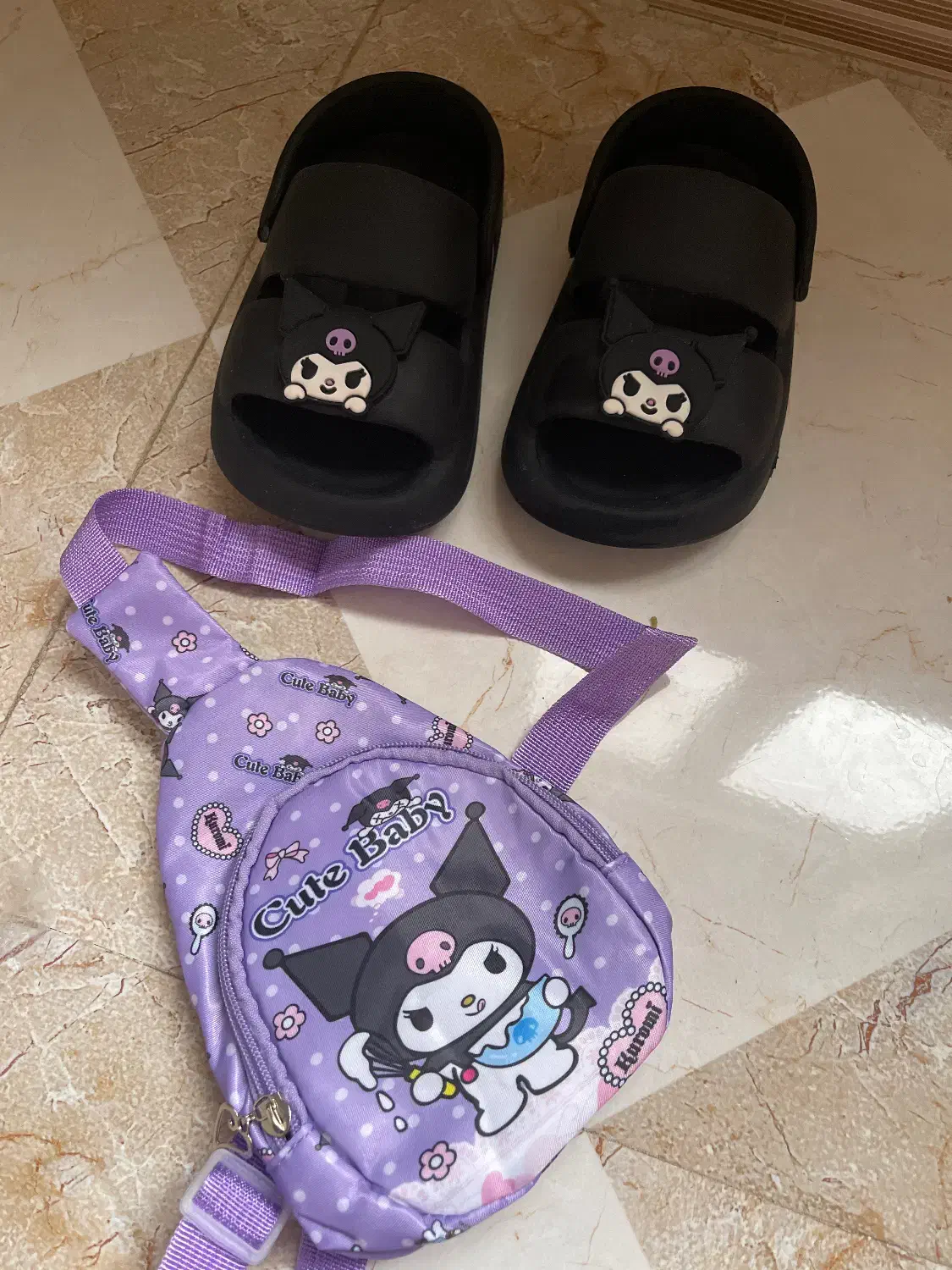 دمپایی و کیف بچه قیمت مناسب|کفش و لباس بچه|بندر کنگان, |دیوار