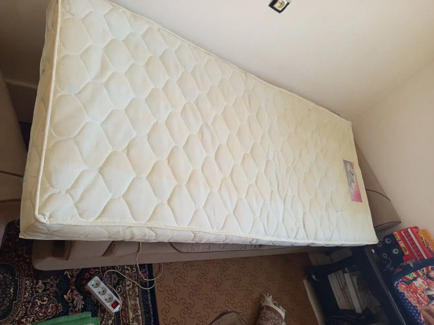 تشک تک نفره رویال اصل|تشک تختخواب|صحنه, |دیوار