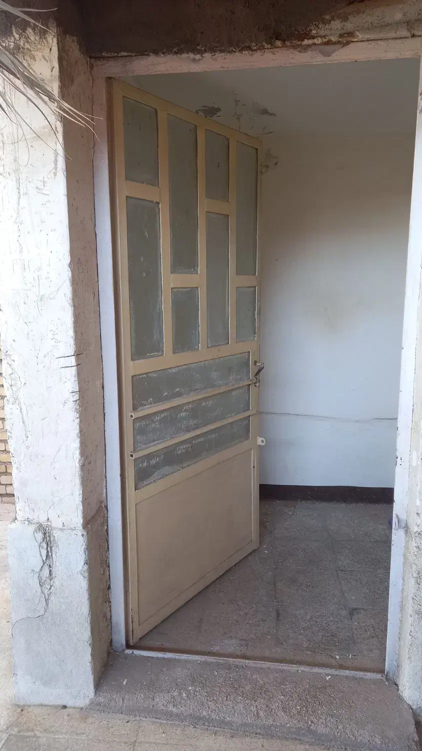 درب و پنجره آهنی|مصالح و تجهیزات ساختمان|آبادان, |دیوار