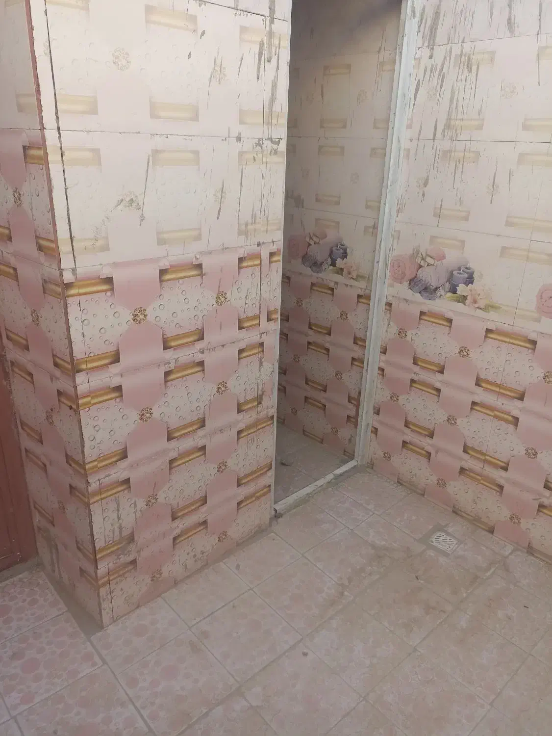 منزل فروشی ویلایی|فروش خانه و ویلا|سراوان, |دیوار