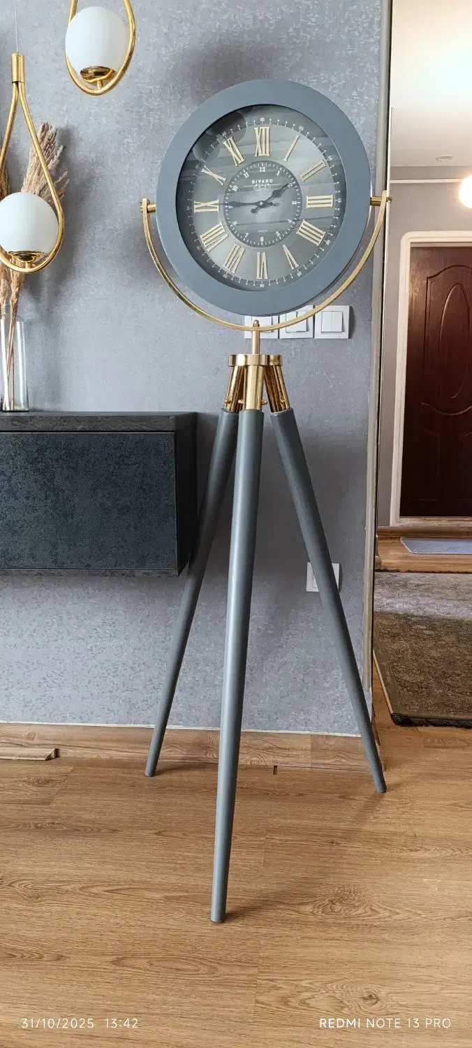 ساعت پایه دار طوسی دیاکو|ساعت دیواری و تزئینی|رشت, سعدی (تختی)|دیوار