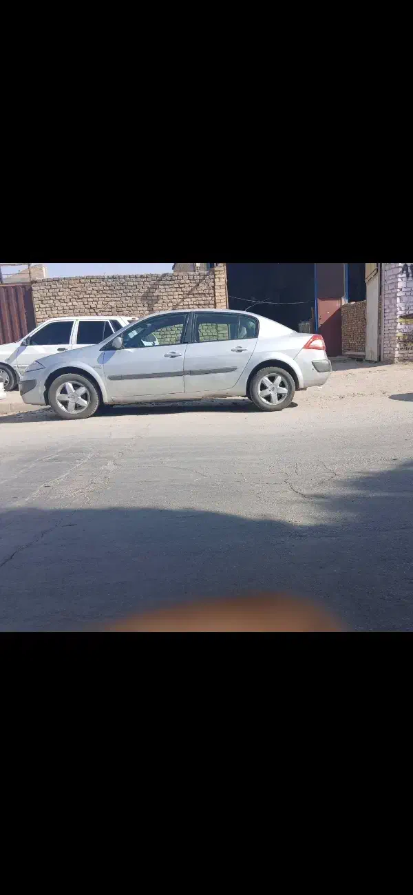 مگان ۲۰۰۰وارداتی تمام فول|خودرو سواری و وانت|میبد, |دیوار