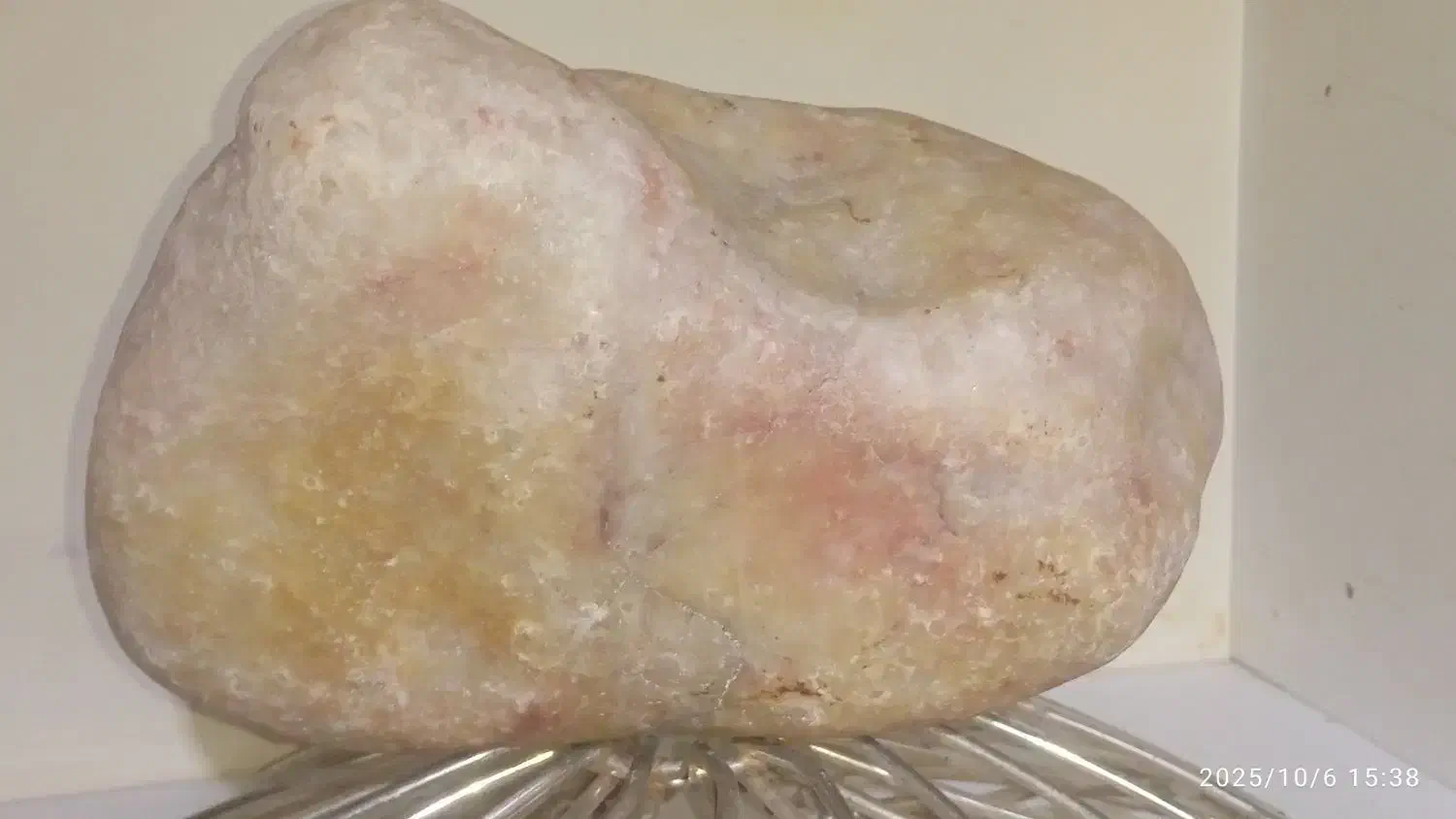 سنگ قیمتی شهاب یاقوت نباشه سنگین سنگ سنگی که هست|کلکسیون اشیاء عتیقه|مشهد, نرگس (شهرک غرب)|دیوار