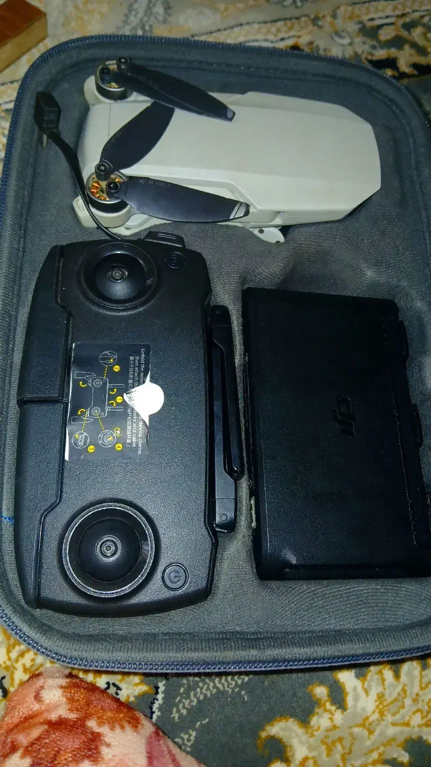 مینی مویک|دوربین عکاسی و فیلم‌برداری|کنگاور, |دیوار