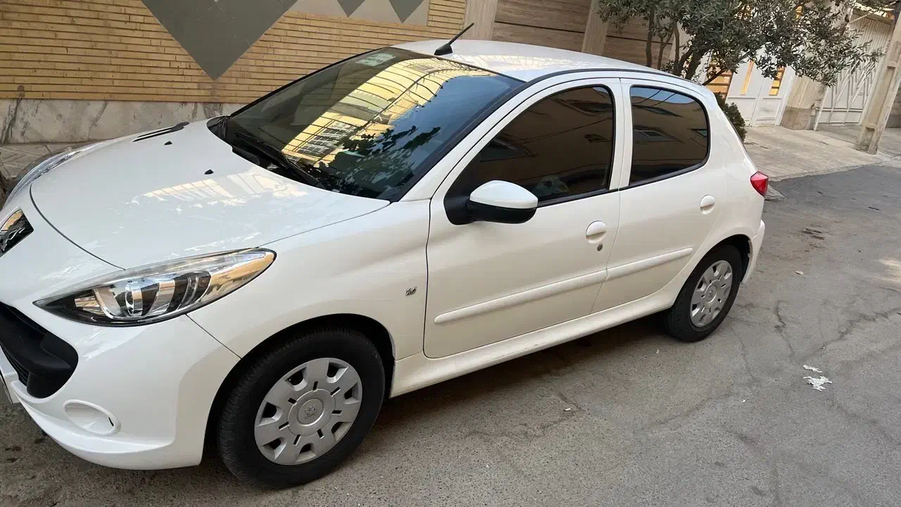 پژو ۲۰۷ سقف فلز فول فرمان برقی|خودرو سواری و وانت|اصفهان, جلفا|دیوار