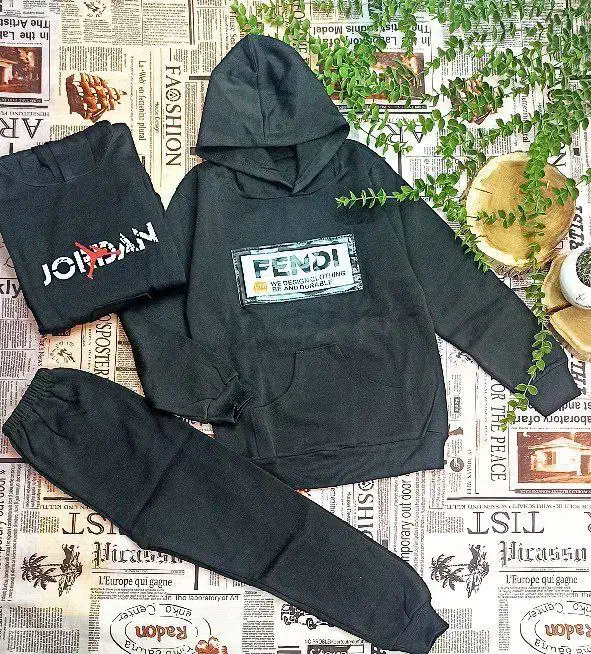 فروش عمده انواع لباس های نوزادی و بچگانه|کفش و لباس بچه|تهران, بازار|دیوار