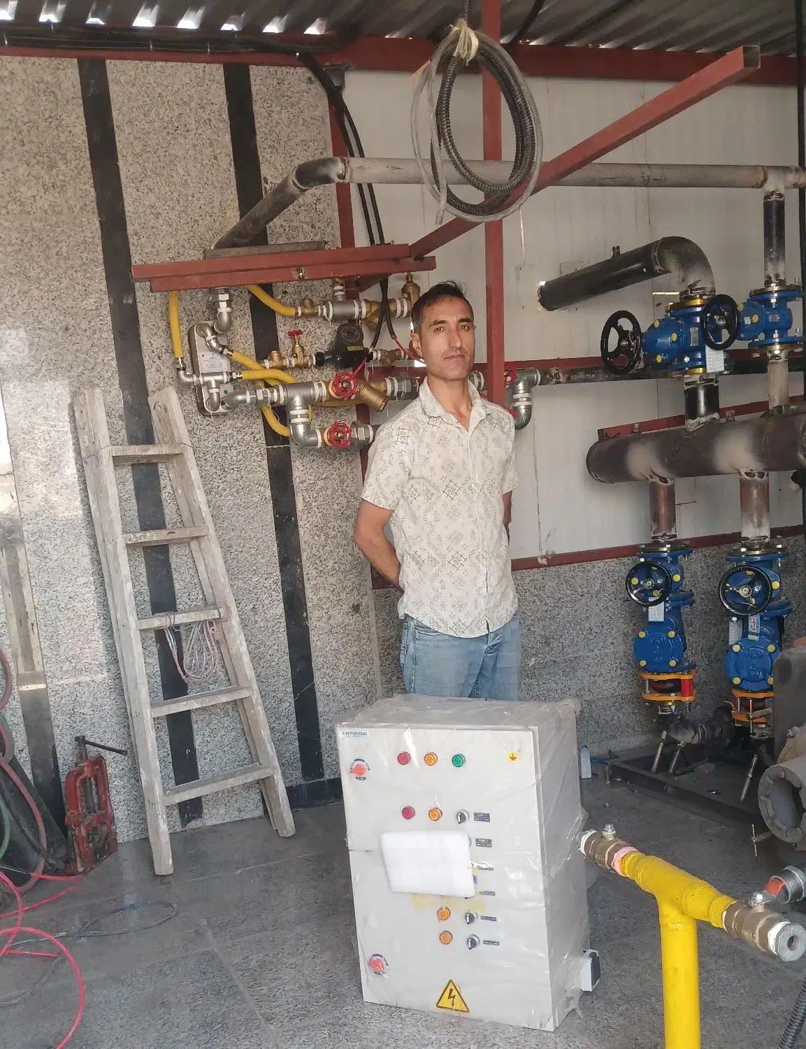 لوله کشی برقکاری سردوگرم متورخانه فاضلاب برقکاری|خدمات پیشه و مهارت|تهران, شهرک هما|دیوار