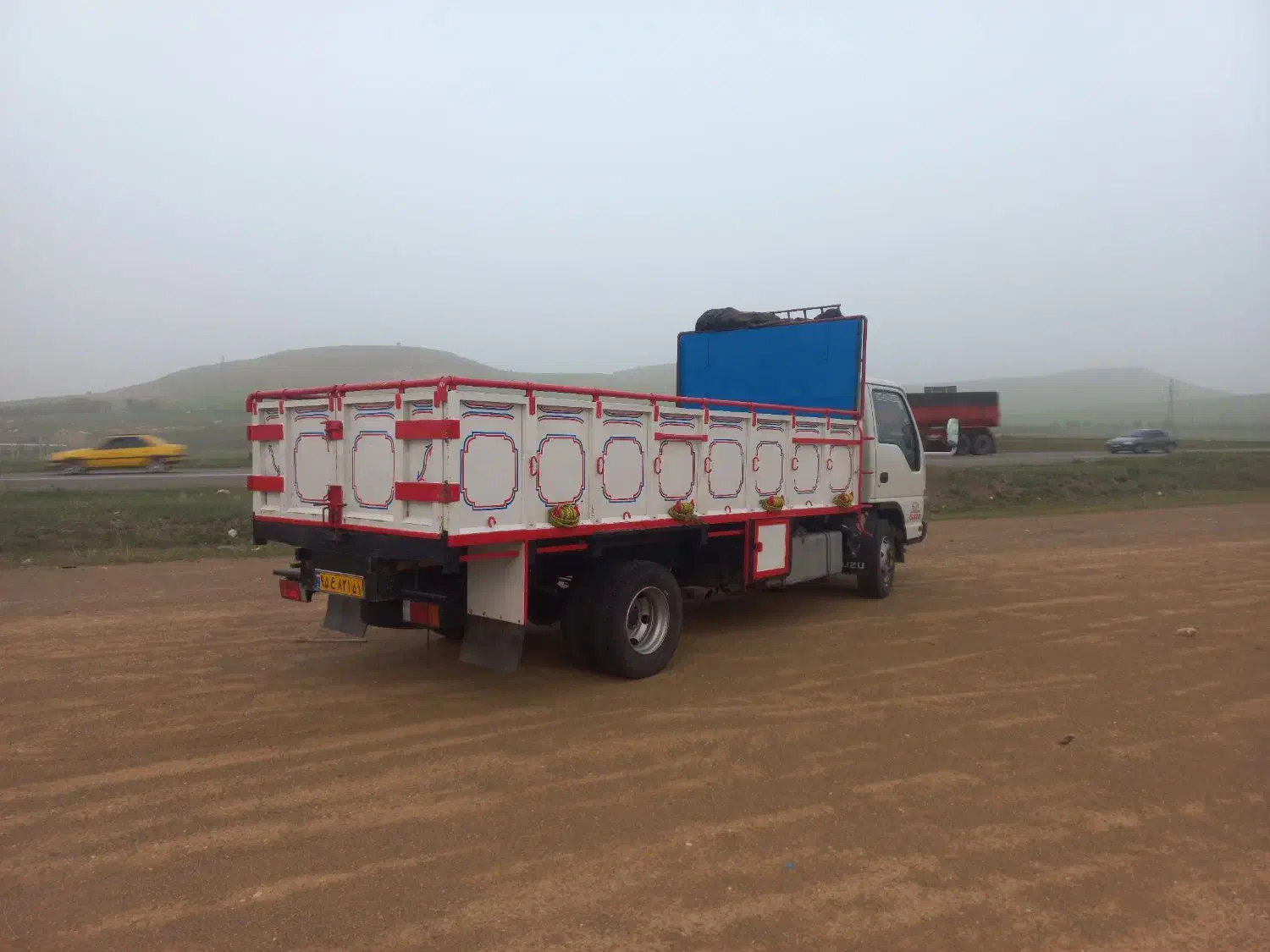 ایسوزو ۶ تن|خودرو سنگین|دیواندره, |دیوار