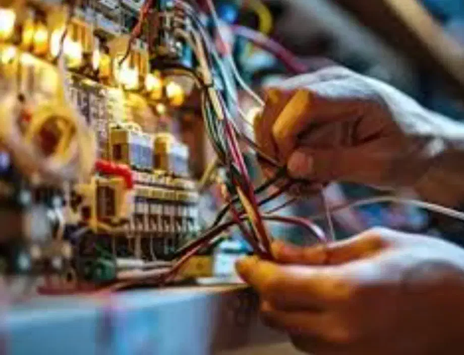 برقکار ساختمان جزیی و کلی لوستر کولر دوربین آیفون|خدمات پیشه و مهارت|تهران, شهرک غرب|دیوار