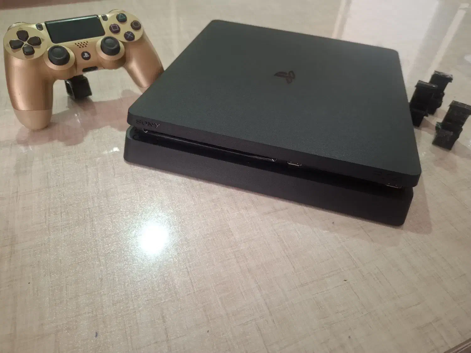 پلی استیشن 4 اکانتی 1Tr Slim|کنسول، بازی ویدئویی و آنلاین|فردیس, فردیس|دیوار