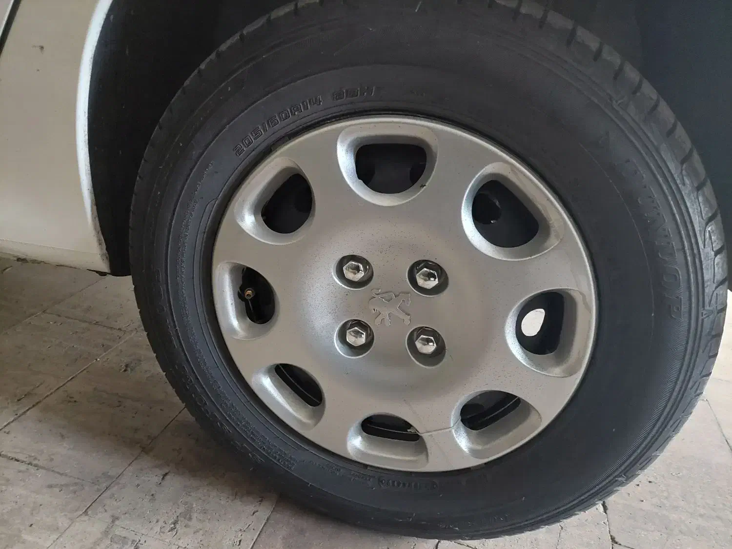 ۵ حلقه لاستیک دانلوپ ژاپن 205/60/14|قطعات یدکی و لوازم جانبی|تربت جام, پاسداران|دیوار