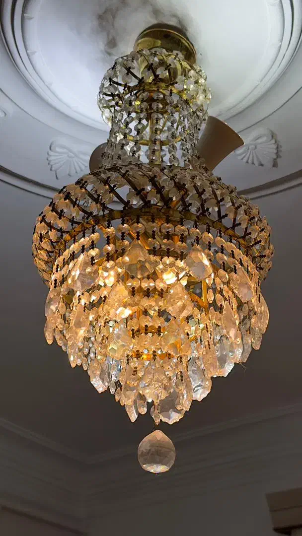 لوستر کریستالی با تخفیف عالی|لوستر و چراغ آویز|رشت, تازه آباد|دیوار