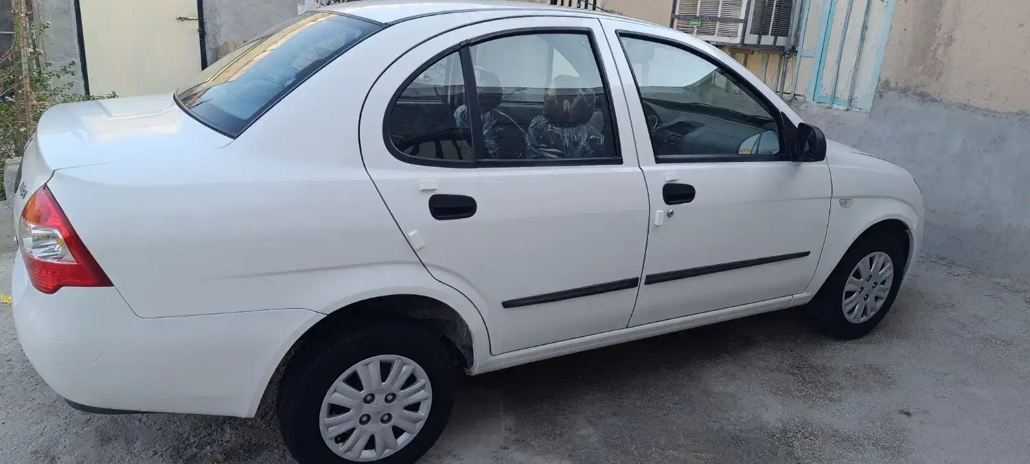 تیباصندوق دارمدل1400|خودرو سواری و وانت|لامرد, |دیوار