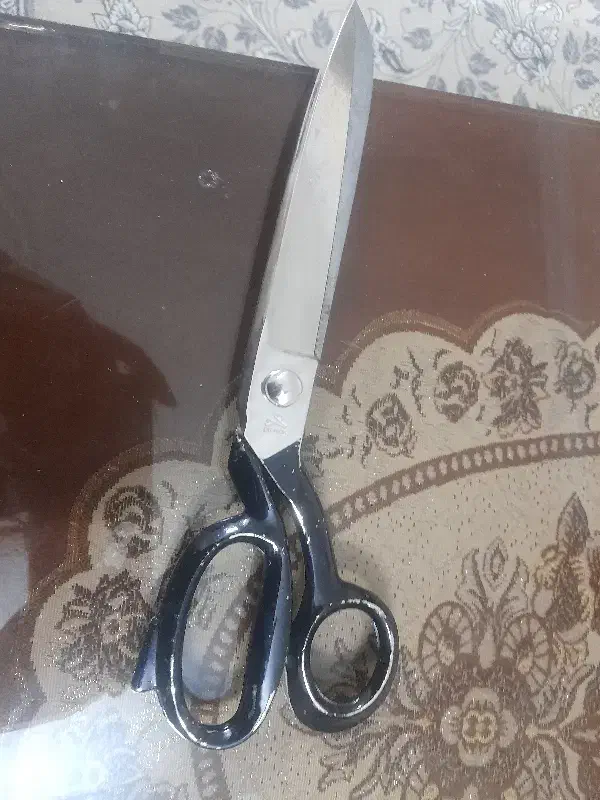 اتو قدیمی وقیچی خیاطی|اتو و لوازم اتو|تهران, مشیریه|دیوار