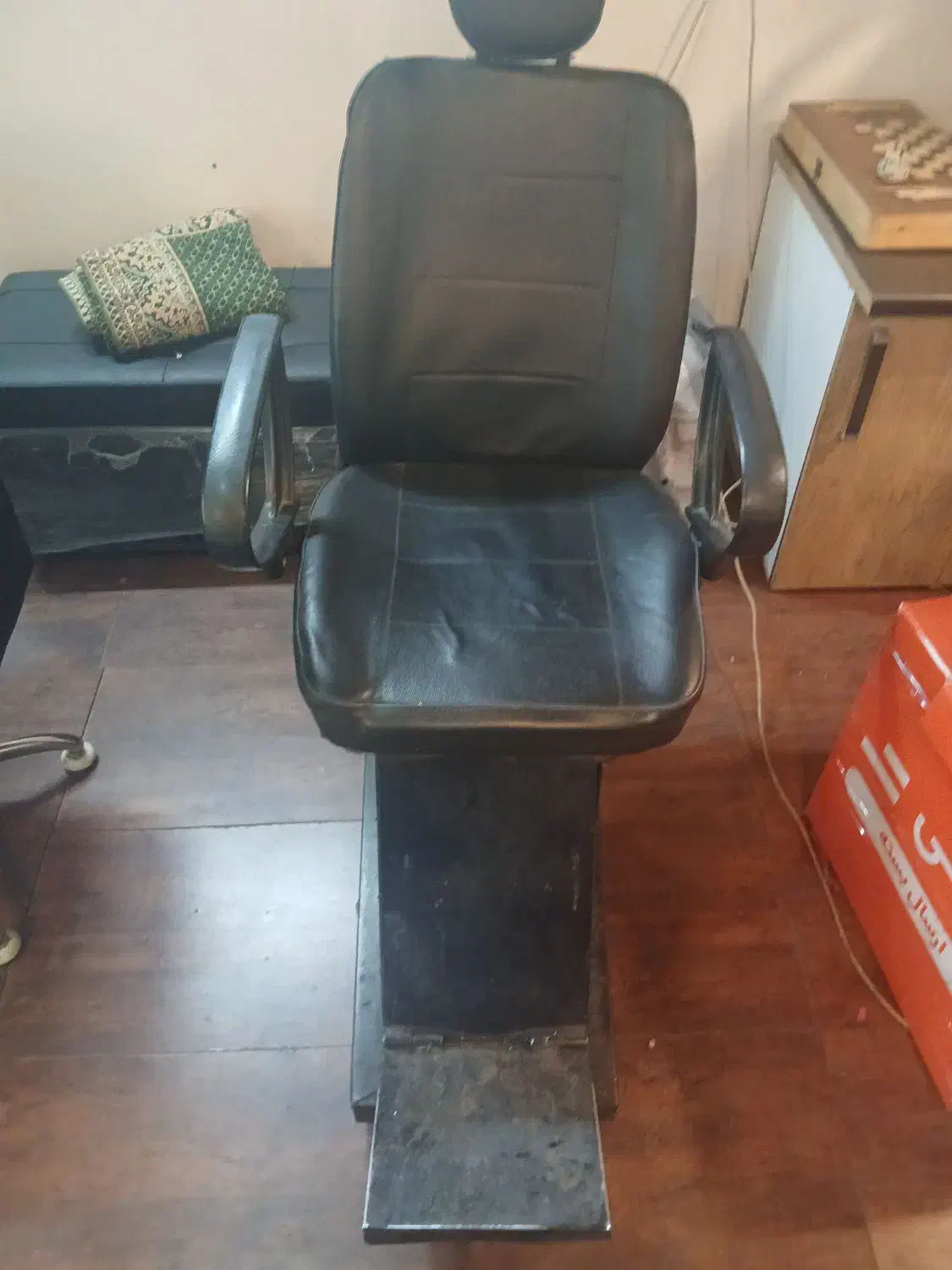 صندلی وسایل آرایشگاه|حراج|تهران, صادقیه|دیوار