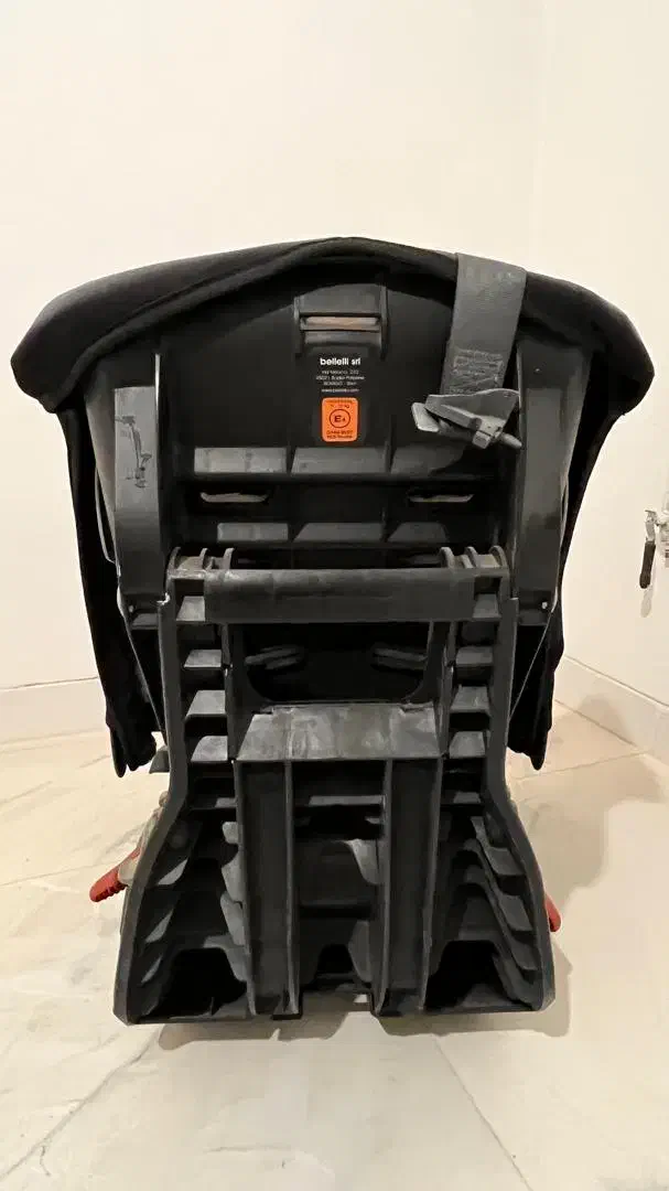 صندلی ماشین|تخت و صندلی بچه|شاهرود, |دیوار