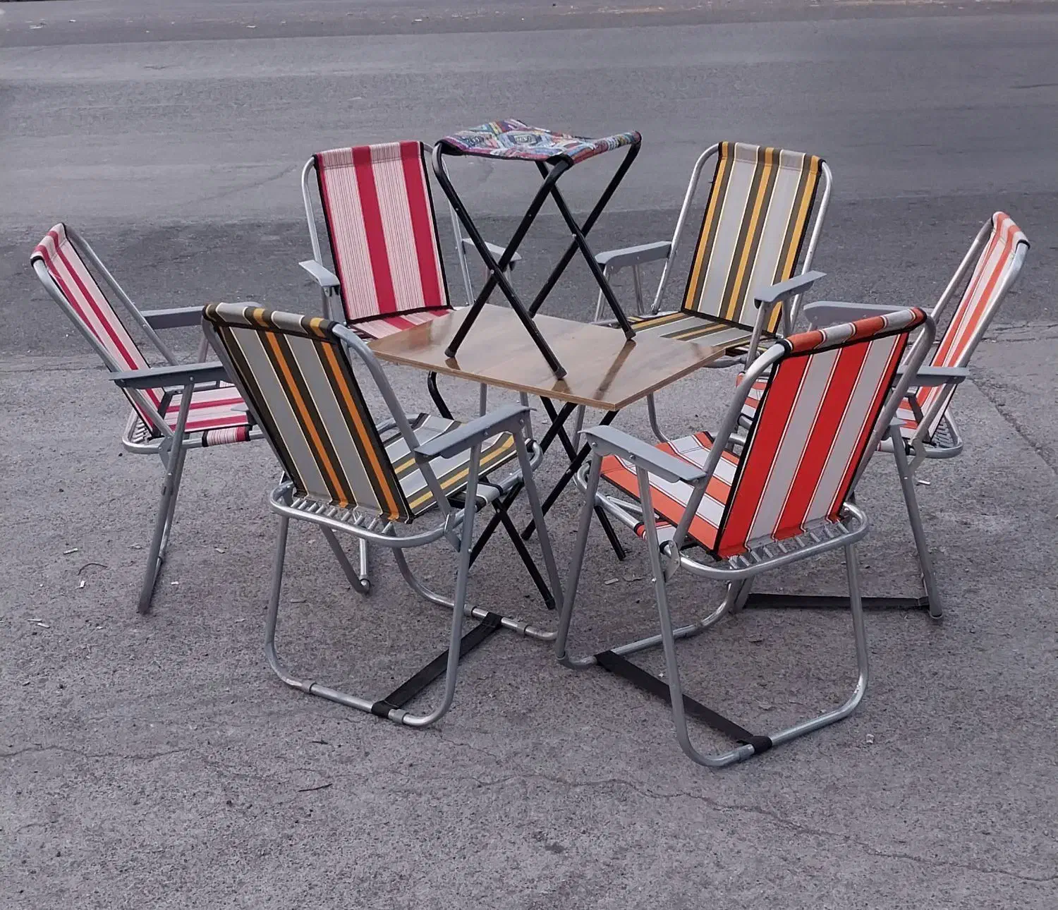 صندلی فوم دار وبدون فوم|کوهنوردی و کمپینگ|رشت, جانبازان|دیوار