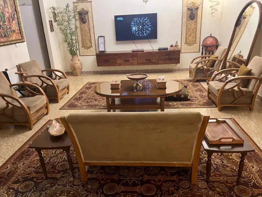 مبلمان چوبی|مبلمان خانگی و میز عسلی|اندیشه, اندیشه فاز ۵|دیوار