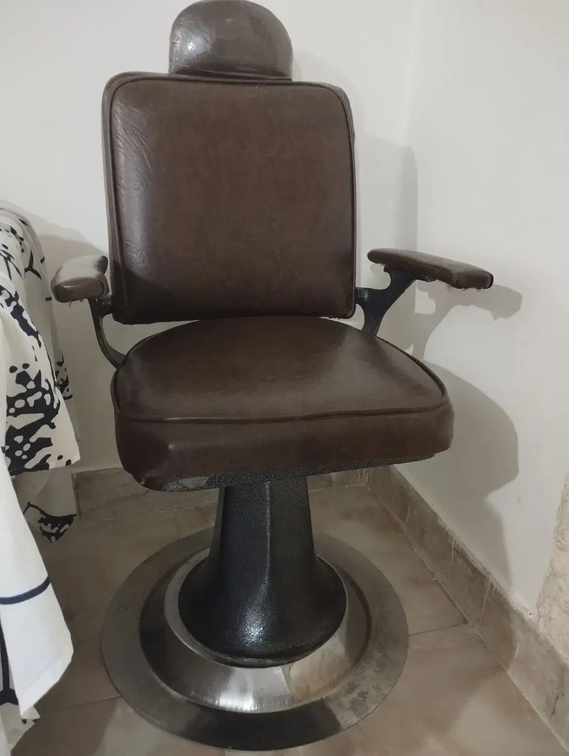 صندلی|صندلی و نیمکت|بندرعباس, |دیوار