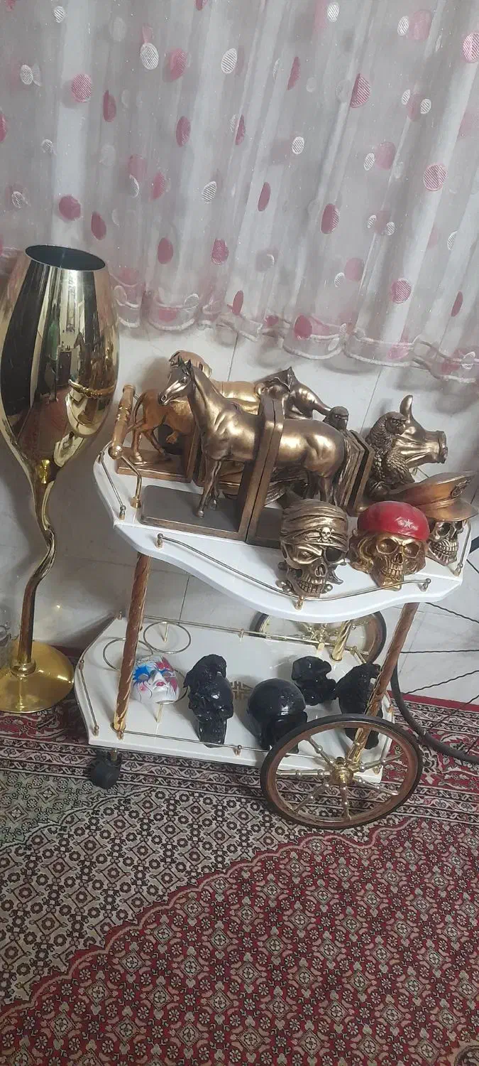 وسایل دکوری و مجسمه های خفن و تابلو دیواری|مجسمه، تندیس، ماکت|قم, علی آباد سعدگان|دیوار