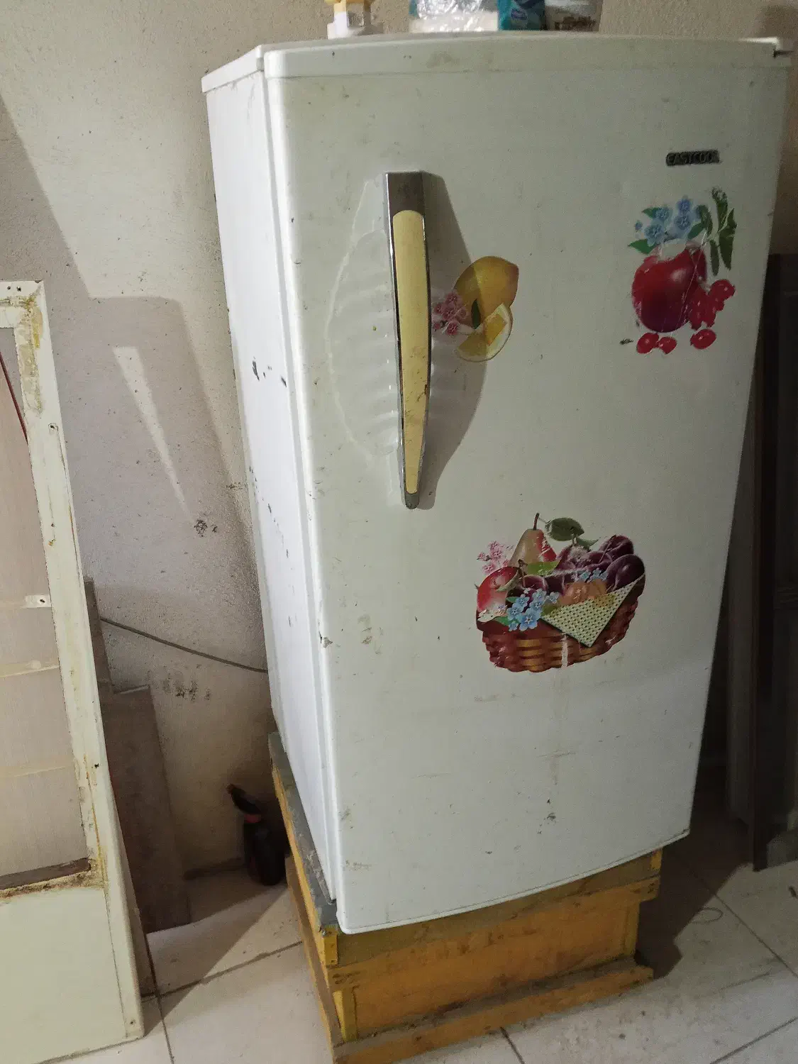 یخچال 9فوت|یخچال و فریزر|شاهین دژ, |دیوار