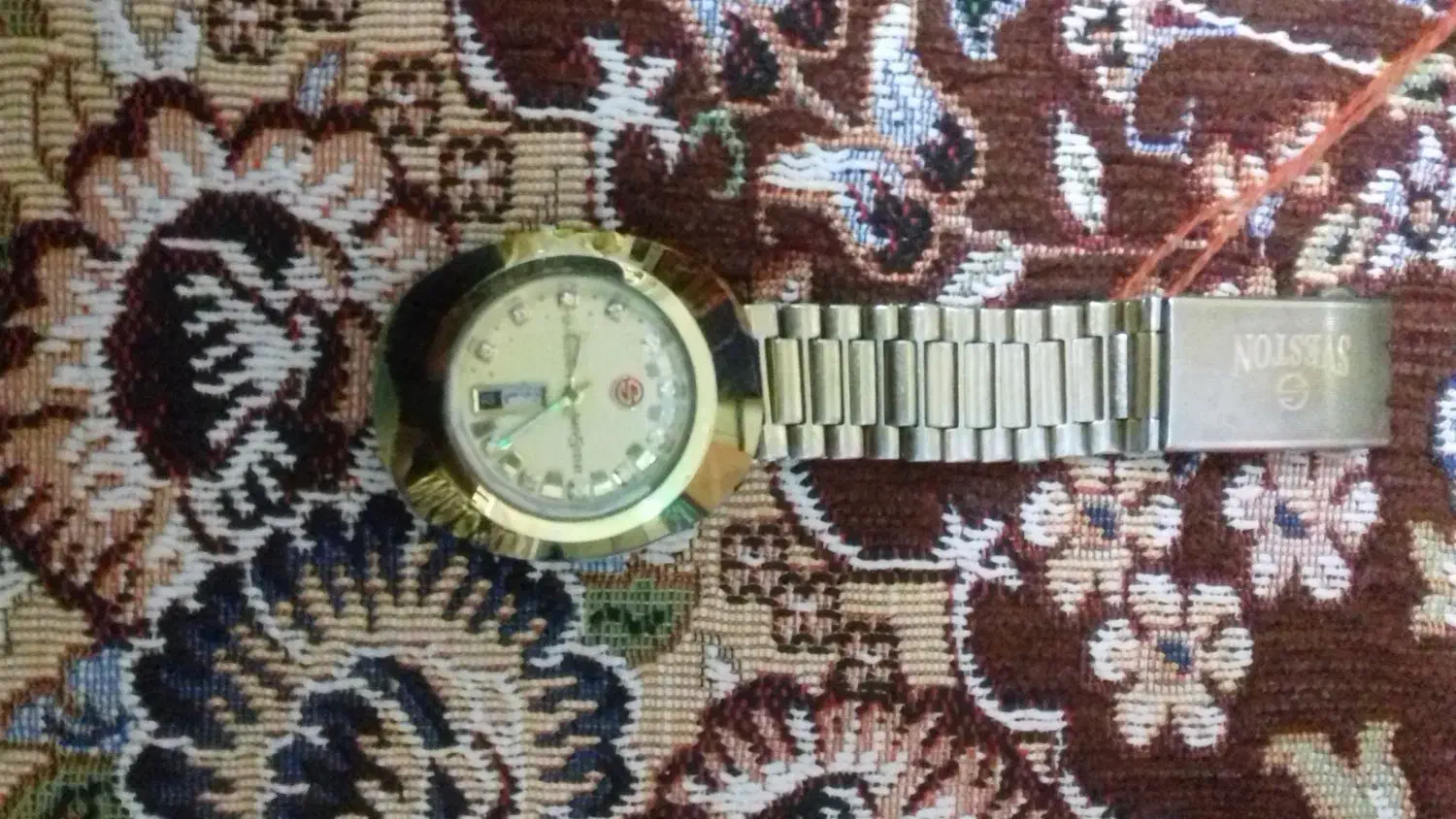 ساعت رادو|ساعت|سراوان, |دیوار