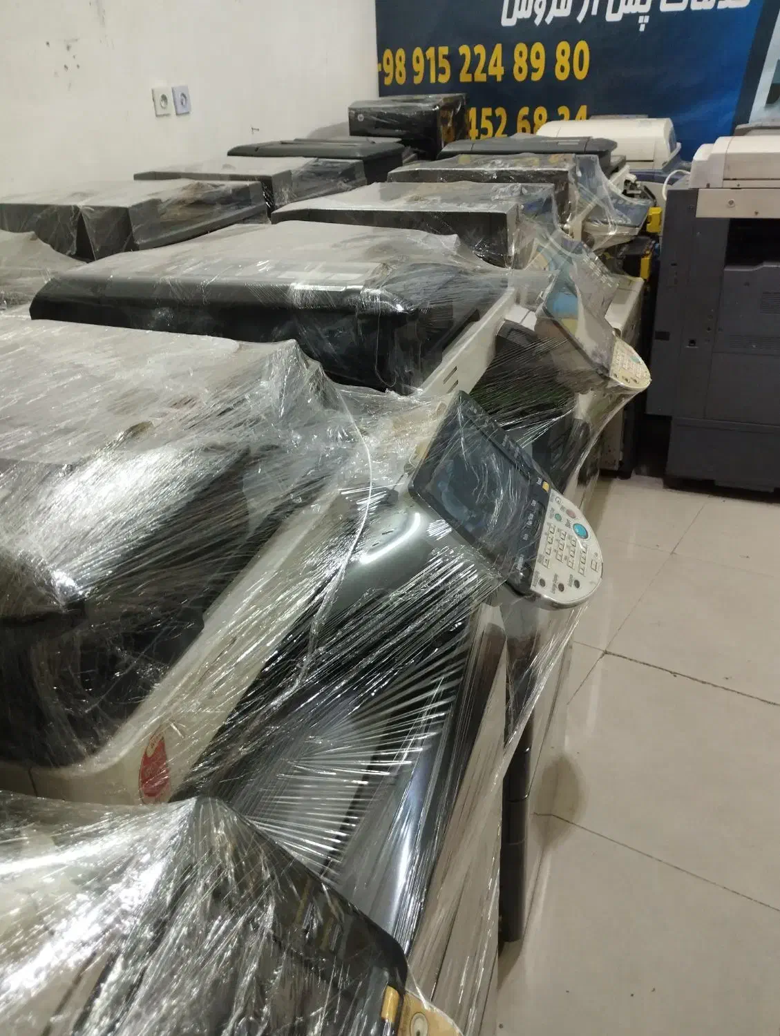 دستگاه رنگی سیا سفید کونیکا|پرینتر، اسکنر، کپی، فکس|مشهد, فتح المبین|دیوار